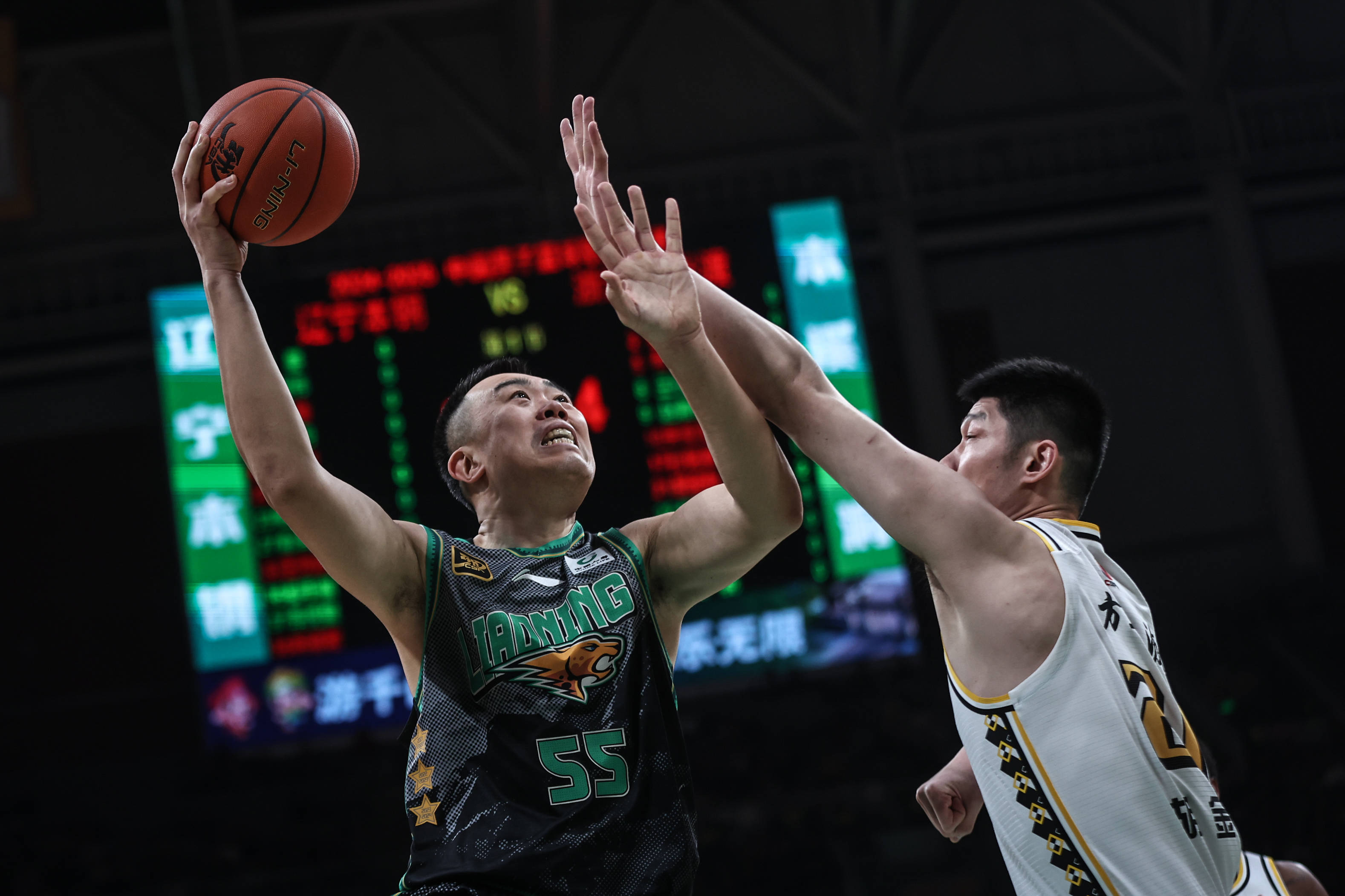 西汉姆迎国王杯关键赛；今晚调整名单；质疑声仍在；医务组通报恢复的简单介绍